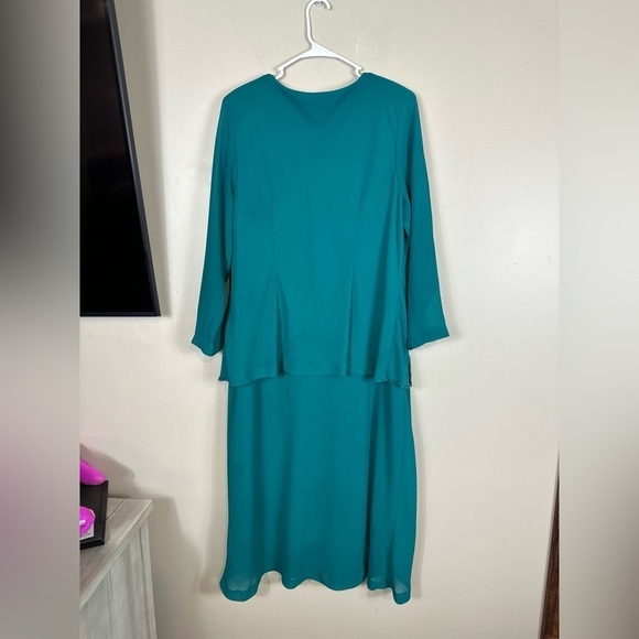 Ultra dress 20w maxi 24-1/2 p2p. 52” length slip on. Great preowned condition - Picture 2 of 4